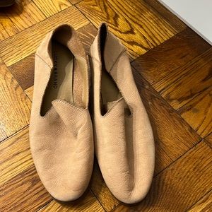 Lucky Brand nude slip on mules